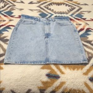 High waisted denim skirt